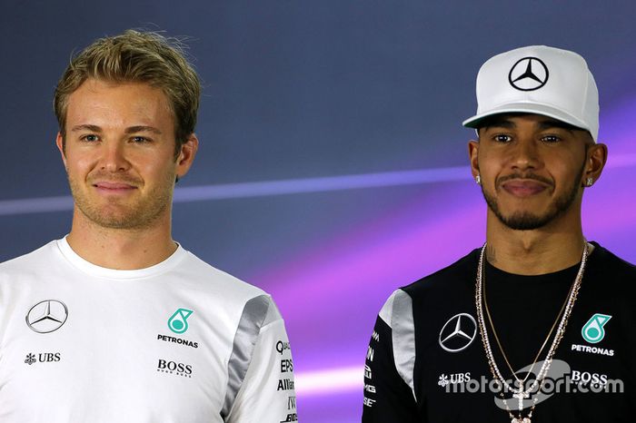 Nico Rosberg, Mercedes AMG F1, Lewis Hamilton, Mercedes AMG F1 durante la Conferencia de prensa