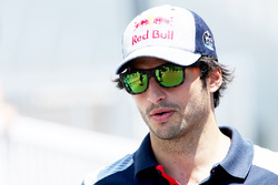 Гонщики Scuderia Toro Rosso Даниил Квят и Карлос Сайнс-мл.