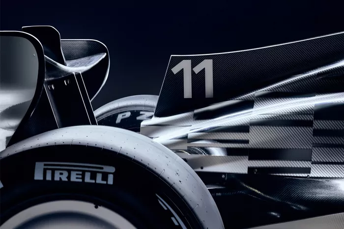 زي كاديلاك F1