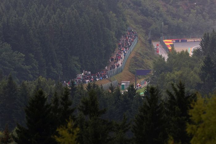 A general view of the circuit