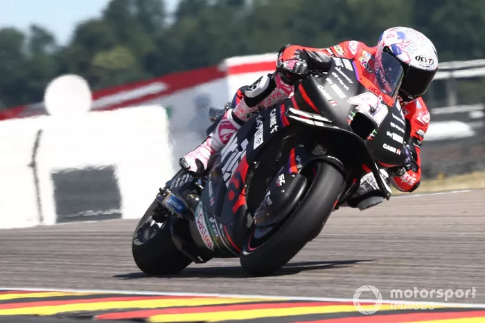 Aleix Espargaró, Aprilia Racing Team