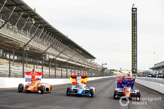 Die komplette Startaufstellung zum 106. Indy 500: