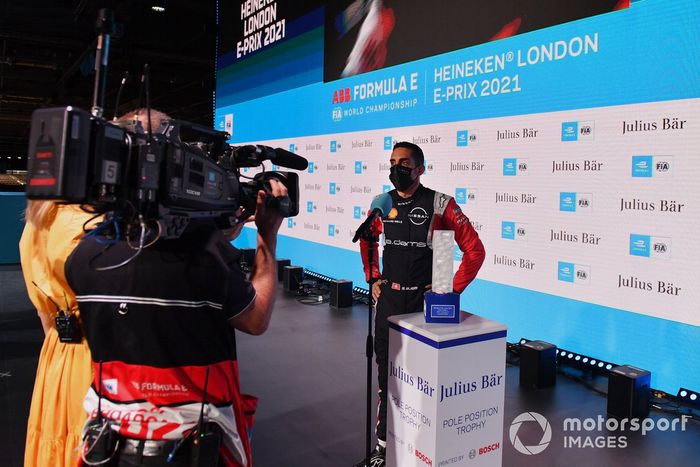 Sebastien Buemi (Nissan e.Dams) es entrevistado tras la clasificación