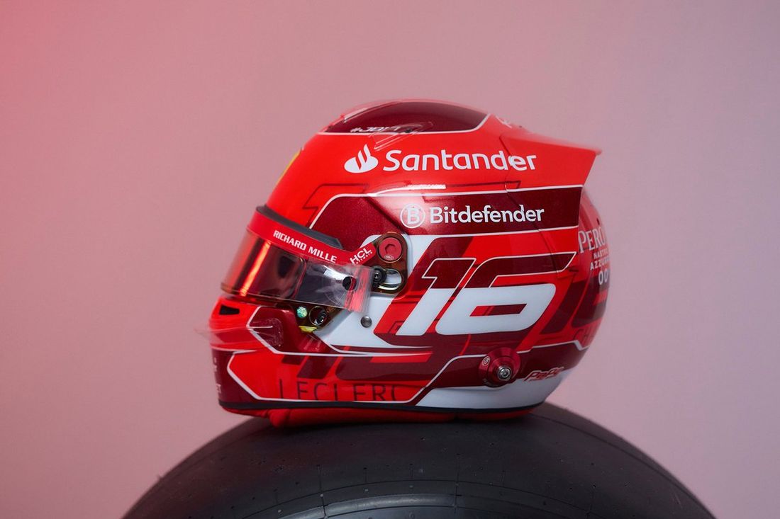 Casco de Charles Leclerc, Ferrari