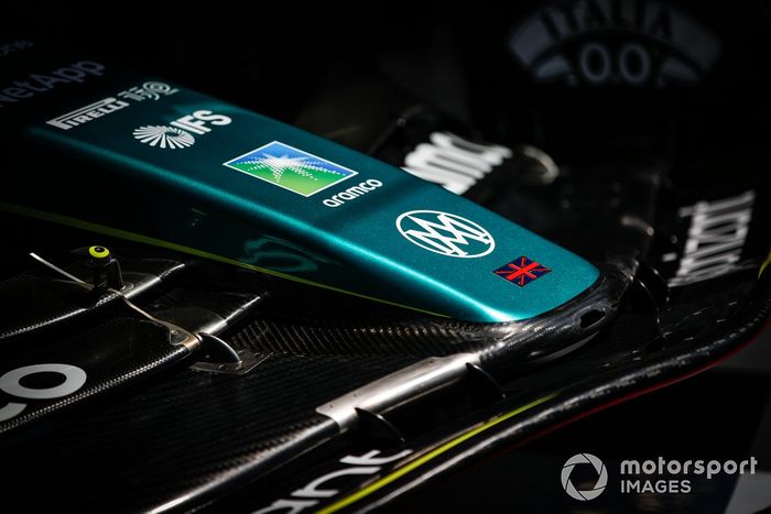 Frente del Aston Martin AMR22