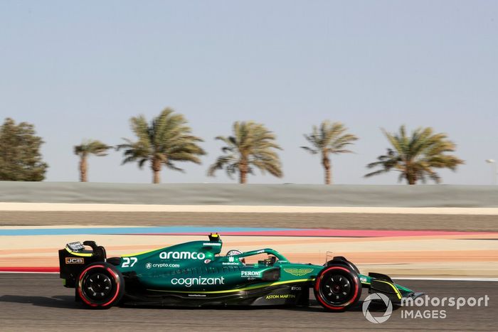 Nico Hulkenberg, Aston Martin AMR22