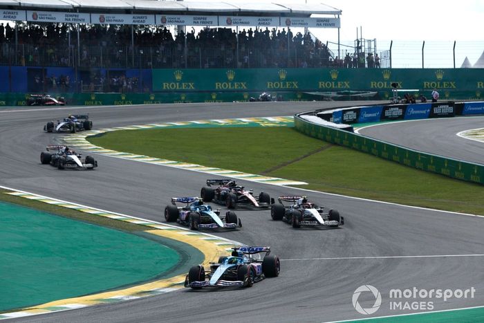 Esteban Ocon, Alpine A523, Yuki Tsunoda, AlphaTauri AT04, Pierre Gasly, Alpine A523, Valtteri Bottas, Alfa Romeo C43