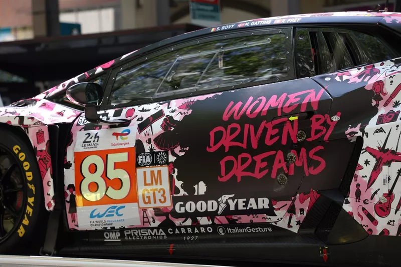 #85 Iron Dames Lamborghini Huracan LMGT3 Evo2