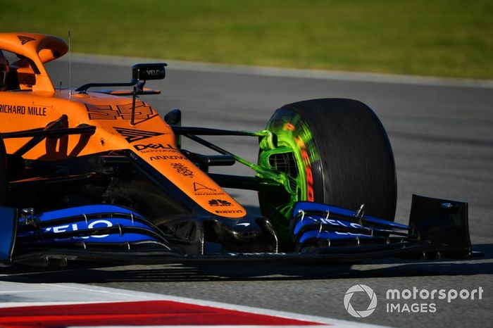 La peinture flo-viz sur la monoplace de Carlos Sainz Jr., McLaren MCL35 