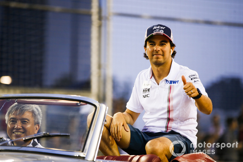 Sergio Perez, Racing Point Force India VJM1, on the drivers' parade