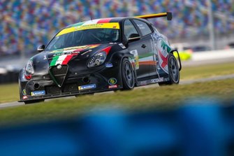 Tim Lewis, Roy Block, Alfa Romeo Giulietta TCR