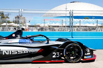 Sébastien Buemi, Nissan e.Dams, Nissan IMO1 in pit lane