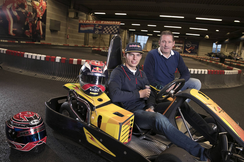 Max Verstappen, Red Bull Racing, mit seinem Vater Jos Verstappen