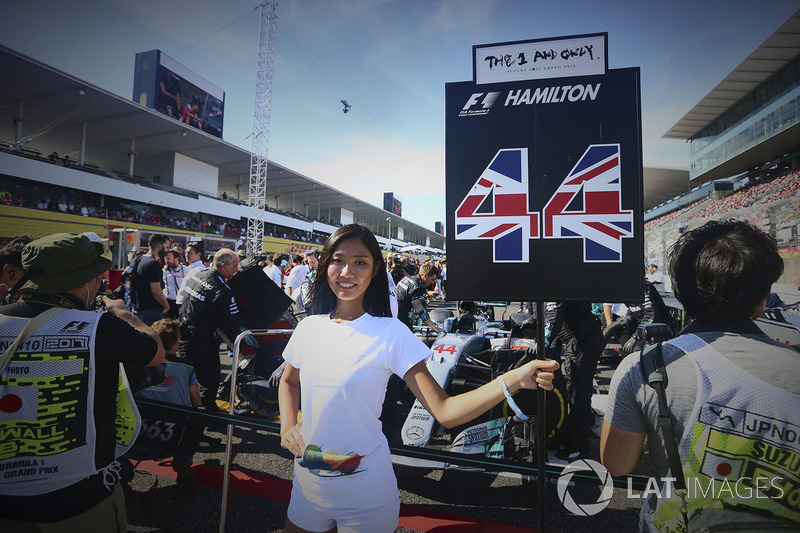 Grid Girl for Lewis Hamilton, Mercedes AMG F1