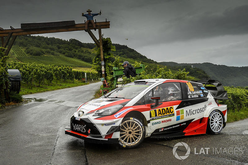 Яри-Матти Латвала и Миикка Анттила, Toyota Yaris WRC