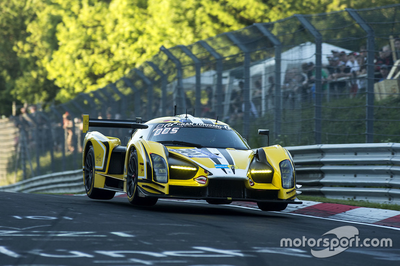 №704 Traum Motorsport, SCG SCG003C