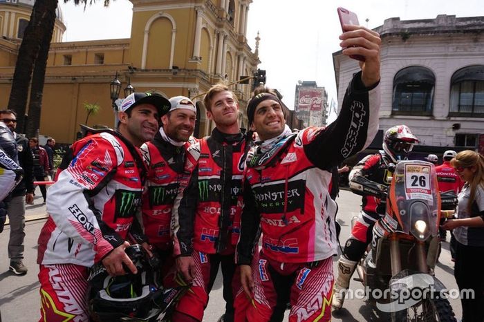 Equipo HRC: Paulo Gonçalves, Michael Metge, Ricky Brabec y Kevin Benavides