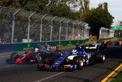 Kevin Magnussen, Haas F1 Team VF-17, and Marcus Ericsson, Sauber C36