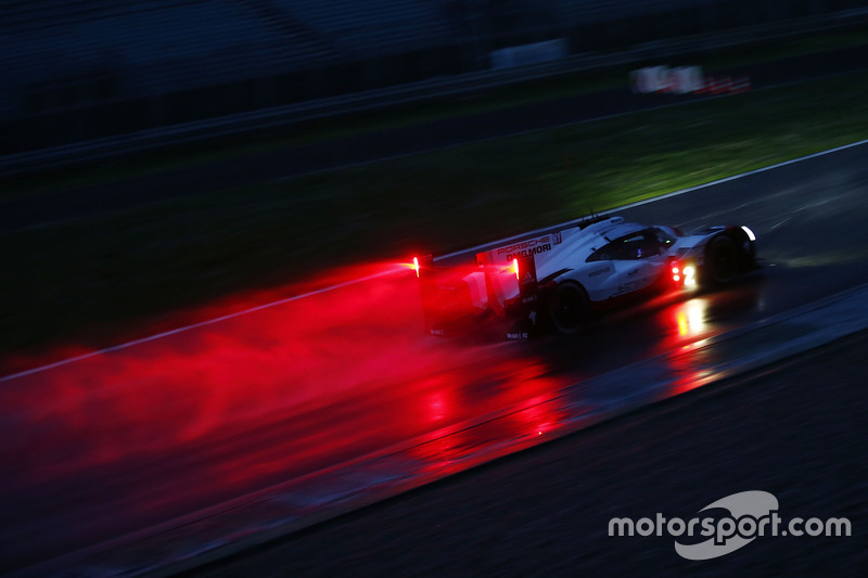 #2 Porsche Team Porsche 919 Hybrid: Тімо Бернхард, Ерл Бамбер, Брендон Хартлі