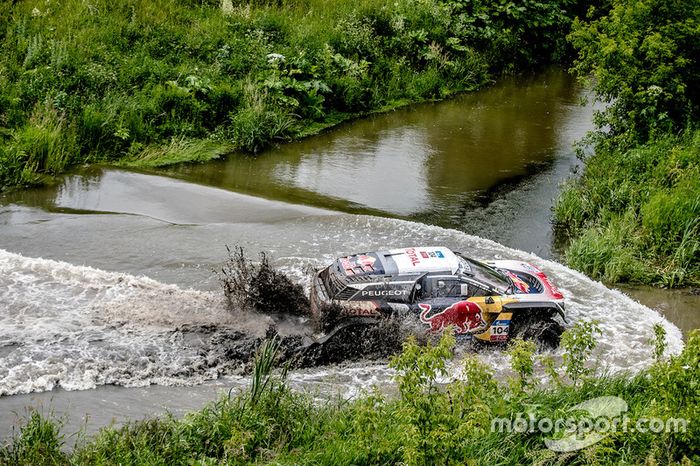 #104 Peugeot Sport Peugeot 3008 DKR: Sébastien Loeb, Daniel Elena