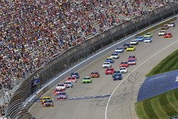 Rennaction mit Tony Stewart, Stewart-Haas Racing, Chevrolet, an der Spitze