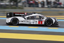 #1 Porsche Team Porsche 919 Hybrid: Тімо Бернхард, Марк Веббер, Брендон Хартлі