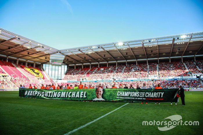 Pancarta para Michael Schumacher