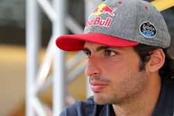 Carlos Sainz Jr., Scuderia Toro Rosso