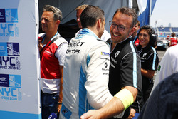 Sébastien Buemi, Renault e.Dams, celebrates with his team