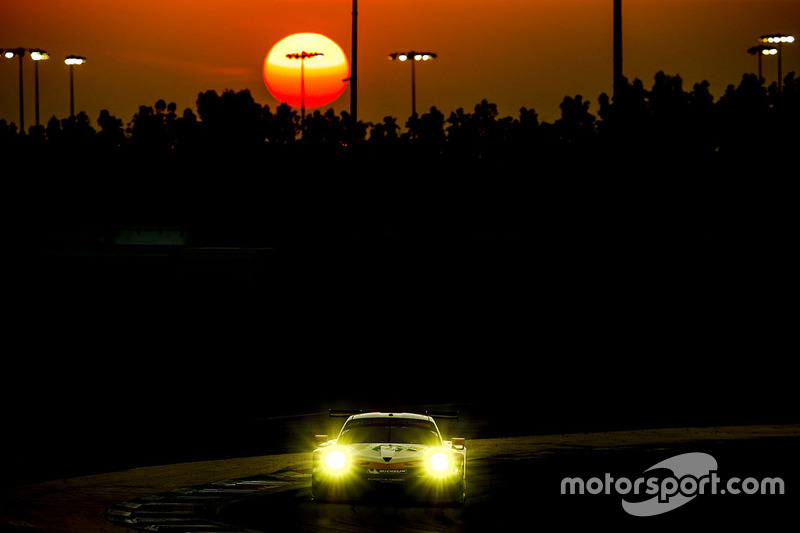 #91 Porsche 911 RSR: Richard Lietz, Frédéric Makowiecki
