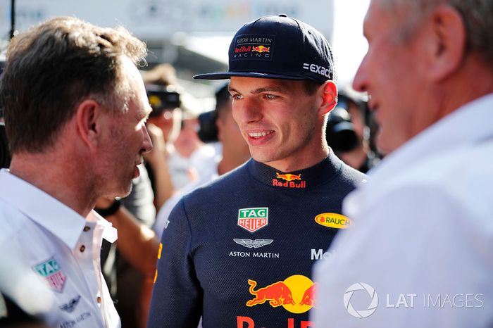 Max Verstappen, Red Bull Racing, y Christian Horner, Team Principal, Red Bull Racing