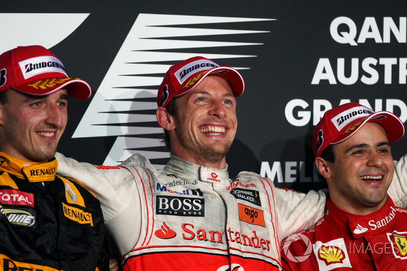 Podium: second place Robert Kubica, Renault F1 Team, Race winner Jenson Button, McLaren, second plac