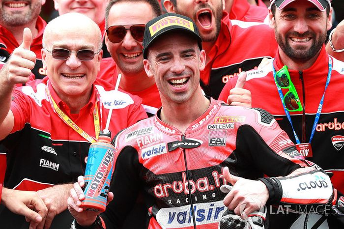 Race winner Marco Melandri, Aruba.it Racing-Ducati SBK Team