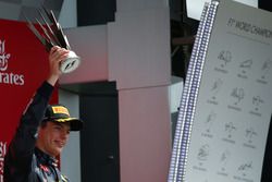 Podio: tercer lugar  Max Verstappen, Red Bull Racing RB12