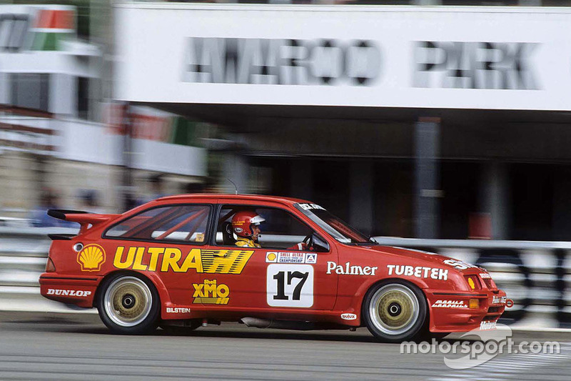 Shell і Dick Johnson Racing
