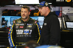 Tony Stewart, Stewart-Haas Racing, Chevrolet, mit Crewchief Mike Bugarewicz
