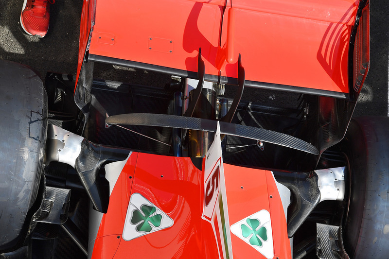 Detalle del alerón trasero del Ferrari SF71H
