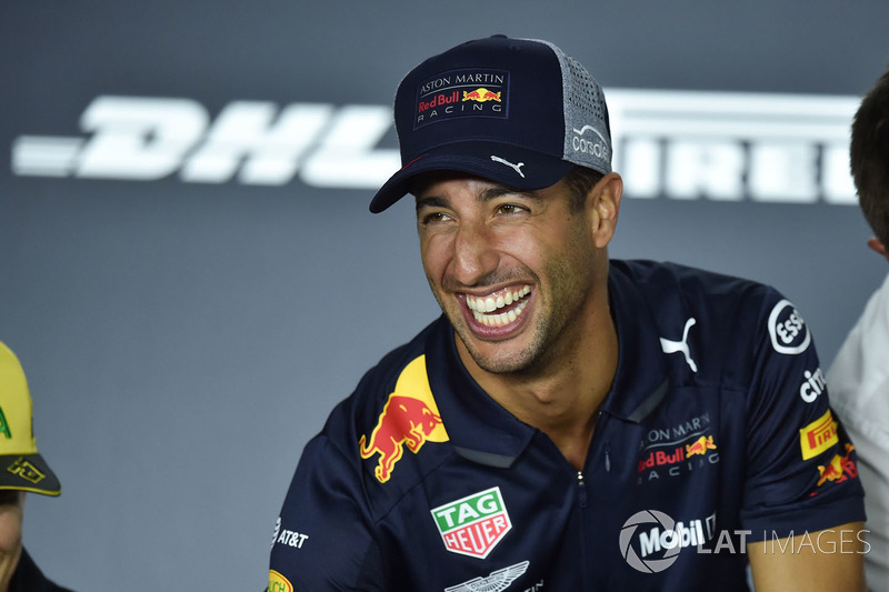 Daniel Ricciardo, Red Bull Racing basın toplantısında