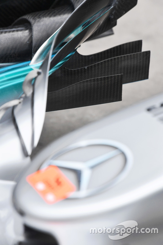 Mercedes-Benz F1 W08 front wing detail