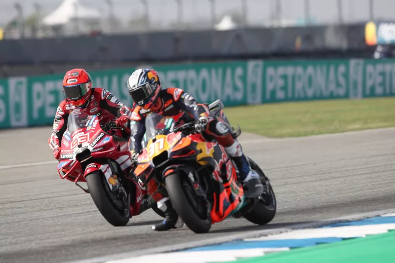 Pedro Acosta, Red Bull KTM Factory Racing, Marc Marquez, Ducati Team