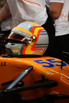 Helmet of Carlos Sainz Jr., McLaren