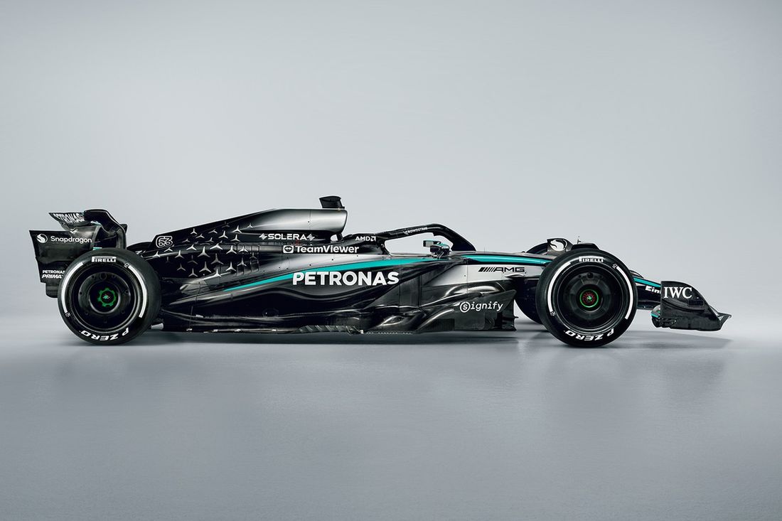 Mercedes F1 W16