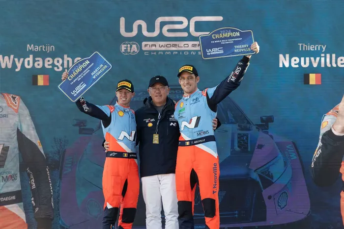 Campeón del Mundo Thierry Neuville, Martijn Wydaeghe, Hyundai World Rally Team Hyundai i20 N Rally1