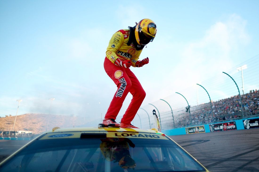 Joey Logano, Equipo Penske, Shell Pennzoil Ford Mustang
