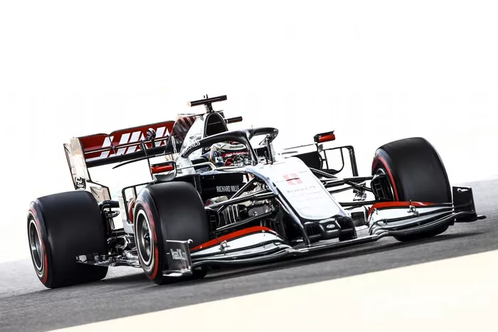 Romain Grosjean, Haas VF-20 - 2.000.000 dólares