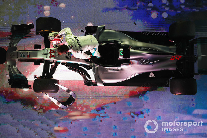 Lewis Hamilton, Mercedes AMG F1 W09 EQ Power+