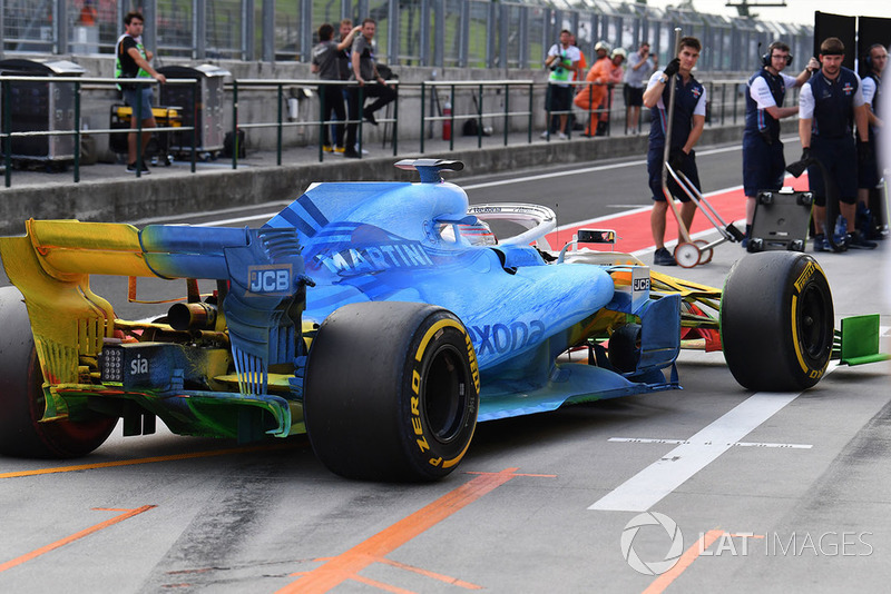 Robert Kubica, Williams FW41, con parafina en su coche