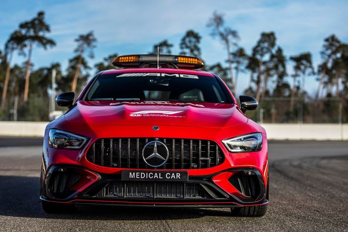 Mercedes‑AMG GT 63 S 4MATIC+ F1 Medical Car