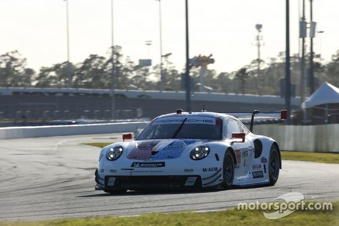 #911 Porsche GT Team Porsche 911 RSR: Patrick Pilet, Nick Tandy, Frederic Makowiecki