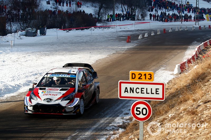 Крис Мик и Себастьен Маршалл, Toyota Yaris WRC